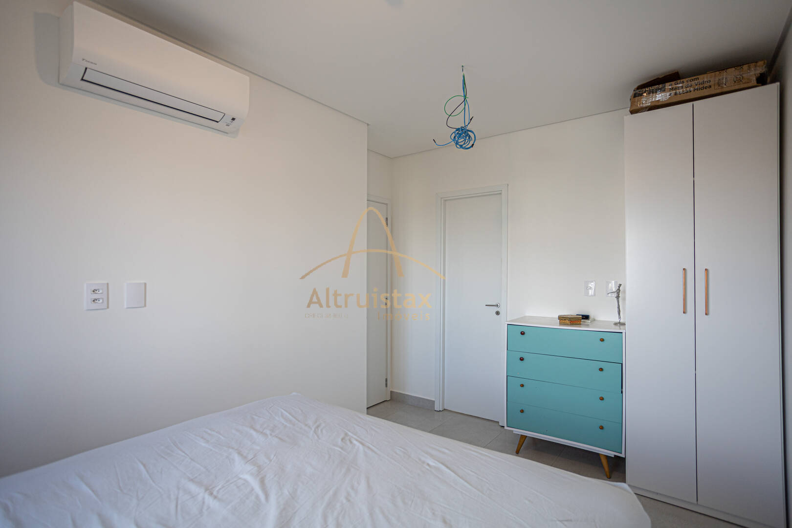 Apartamento à venda com 2 quartos, 62m² - Foto 14