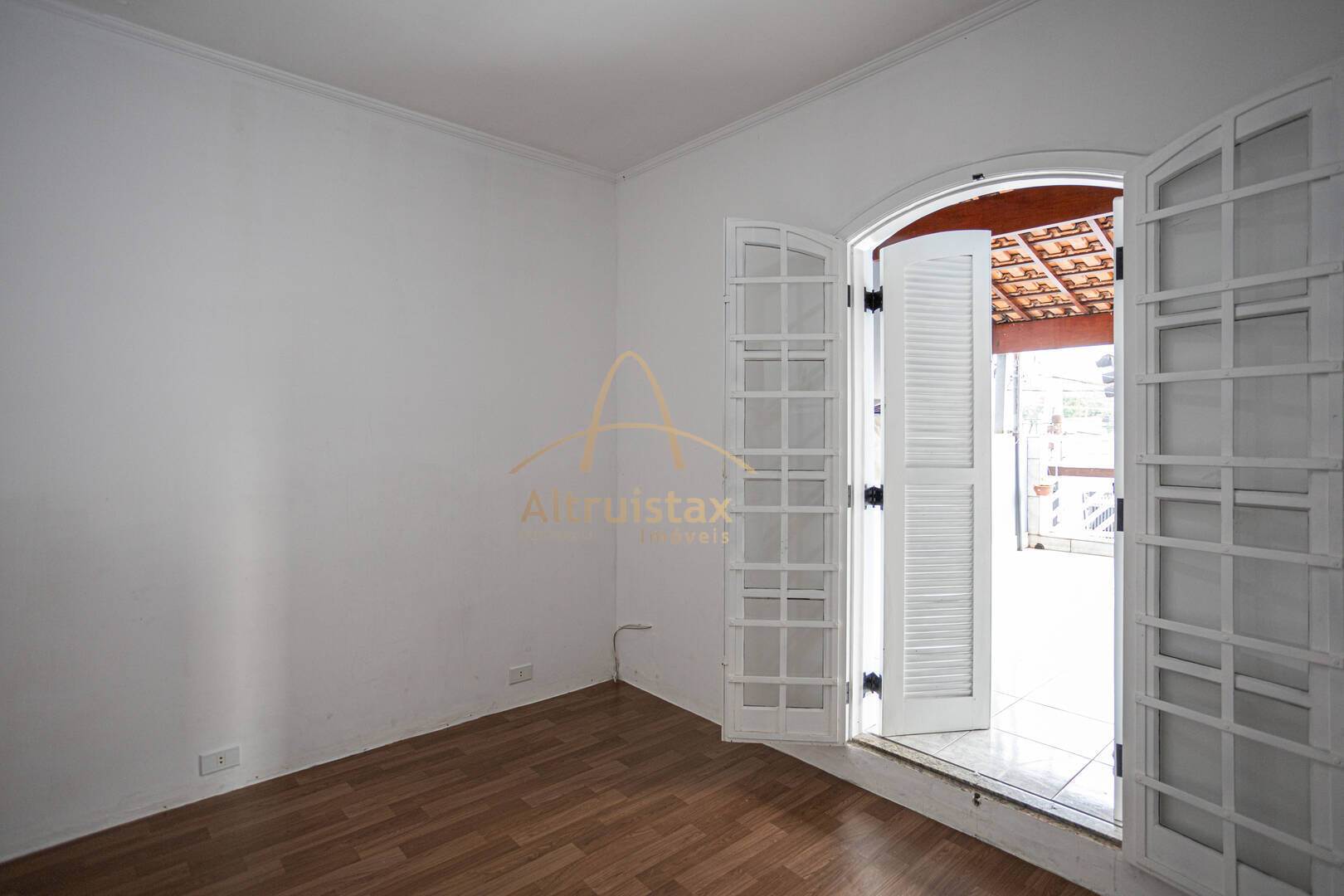 Casa à venda com 2 quartos, 186m² - Foto 10