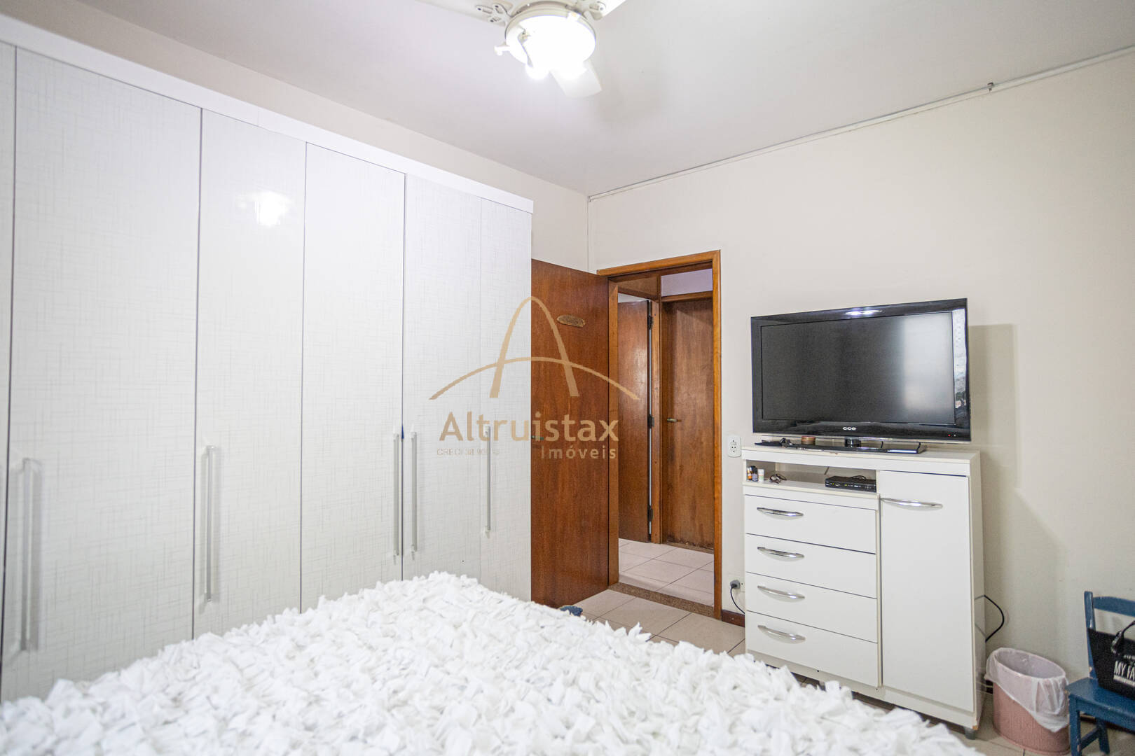 Apartamento à venda com 3 quartos, 118m² - Foto 7