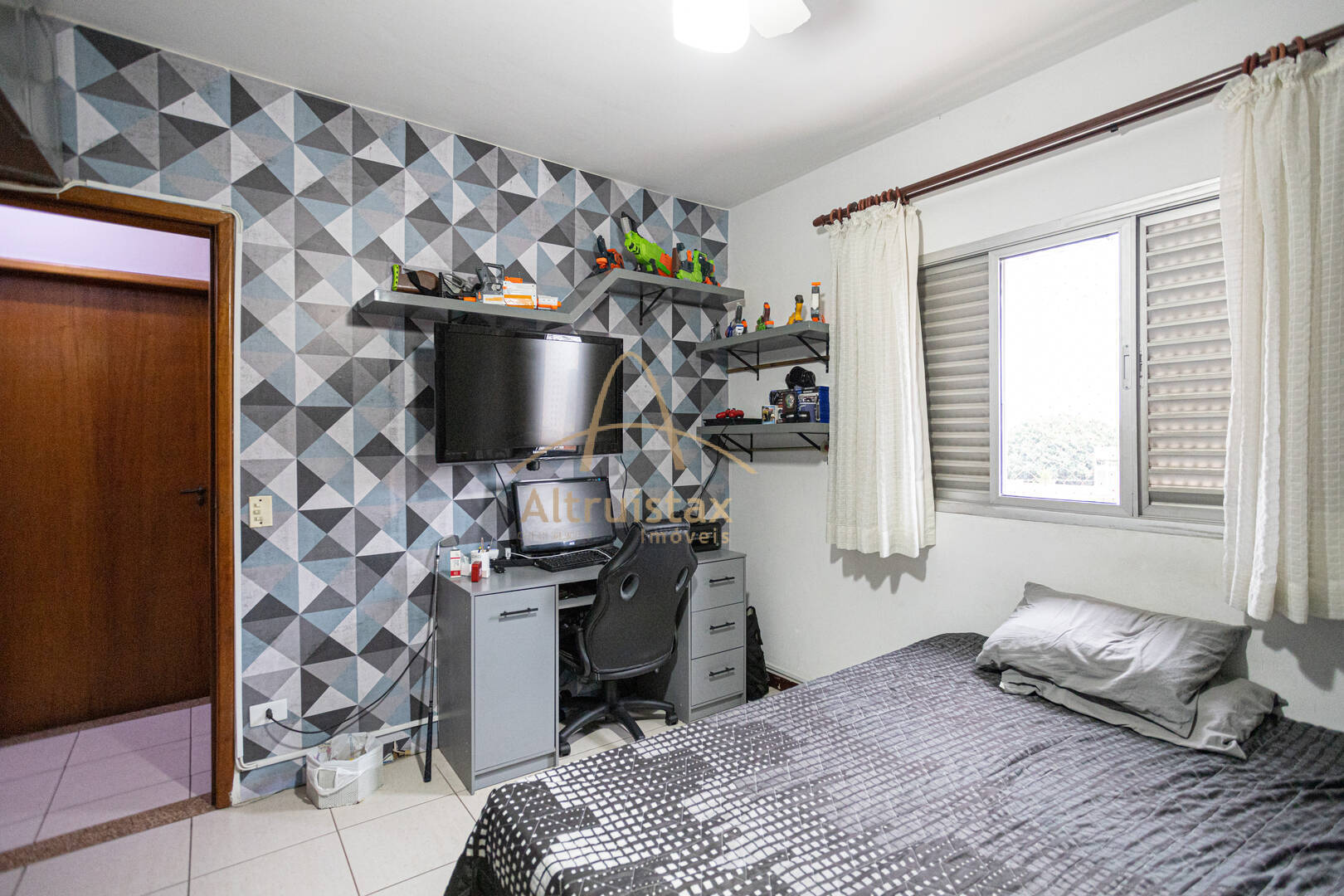 Apartamento à venda com 3 quartos, 118m² - Foto 13