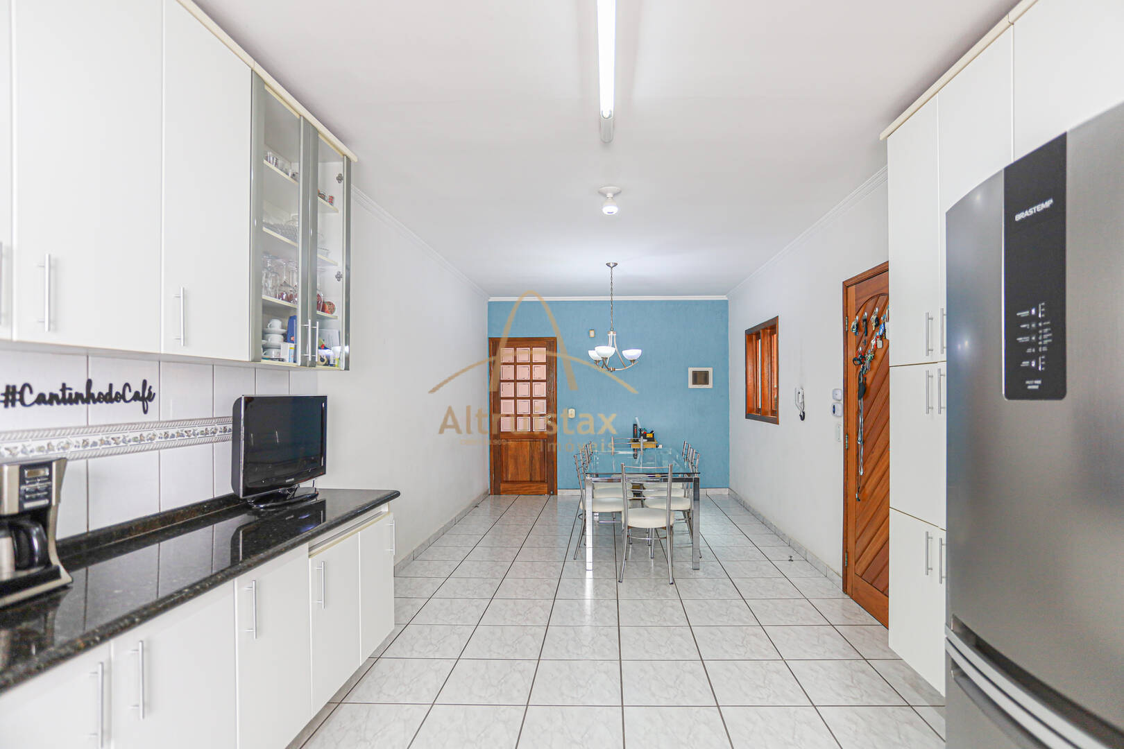 Casa à venda com 3 quartos, 243m² - Foto 13