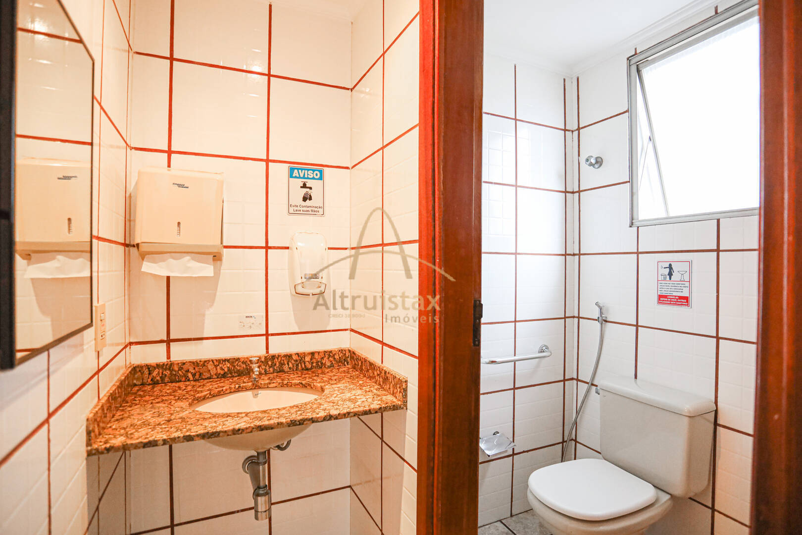 Apartamento à venda com 2 quartos, 63m² - Foto 22