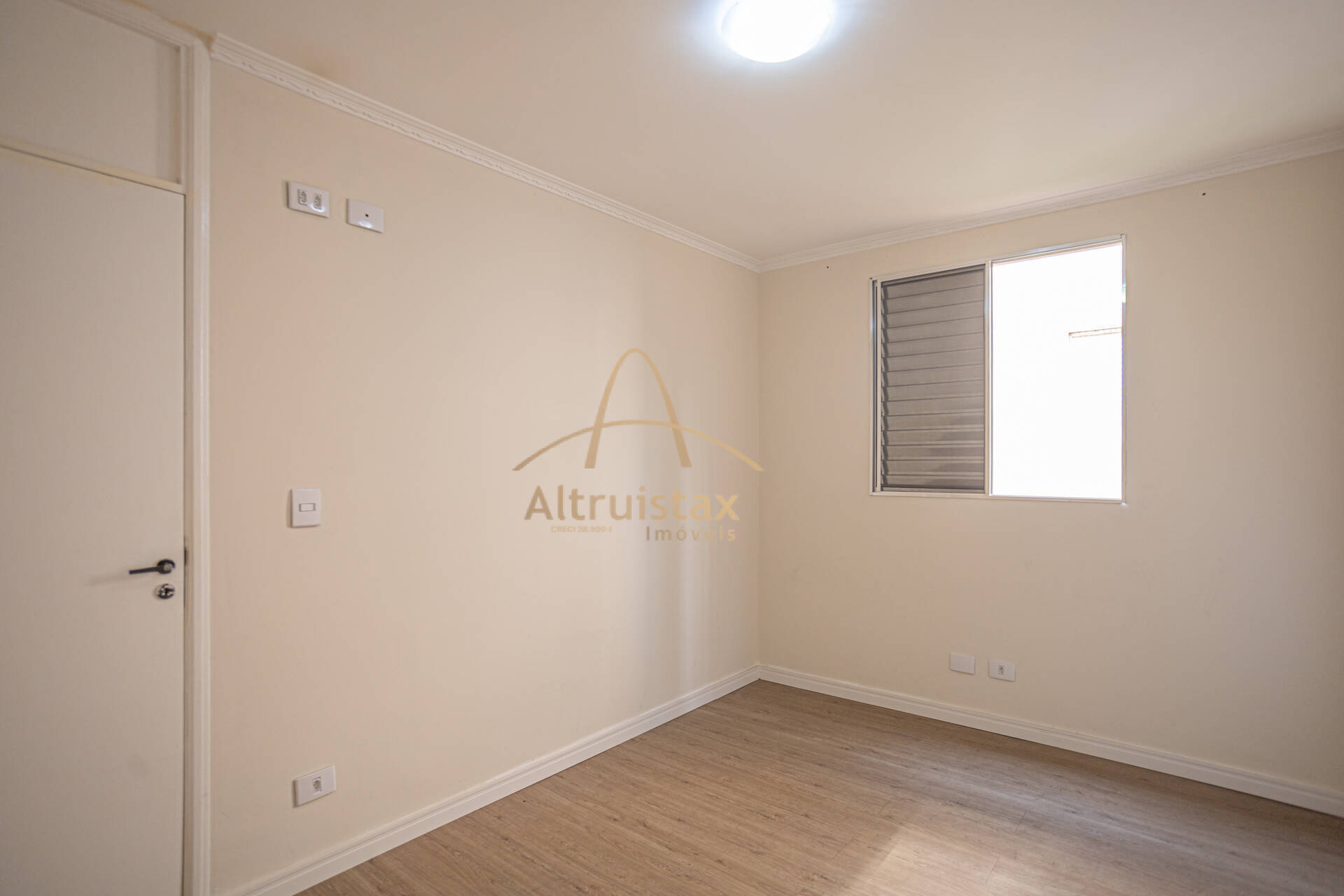 Apartamento à venda com 2 quartos, 58m² - Foto 13