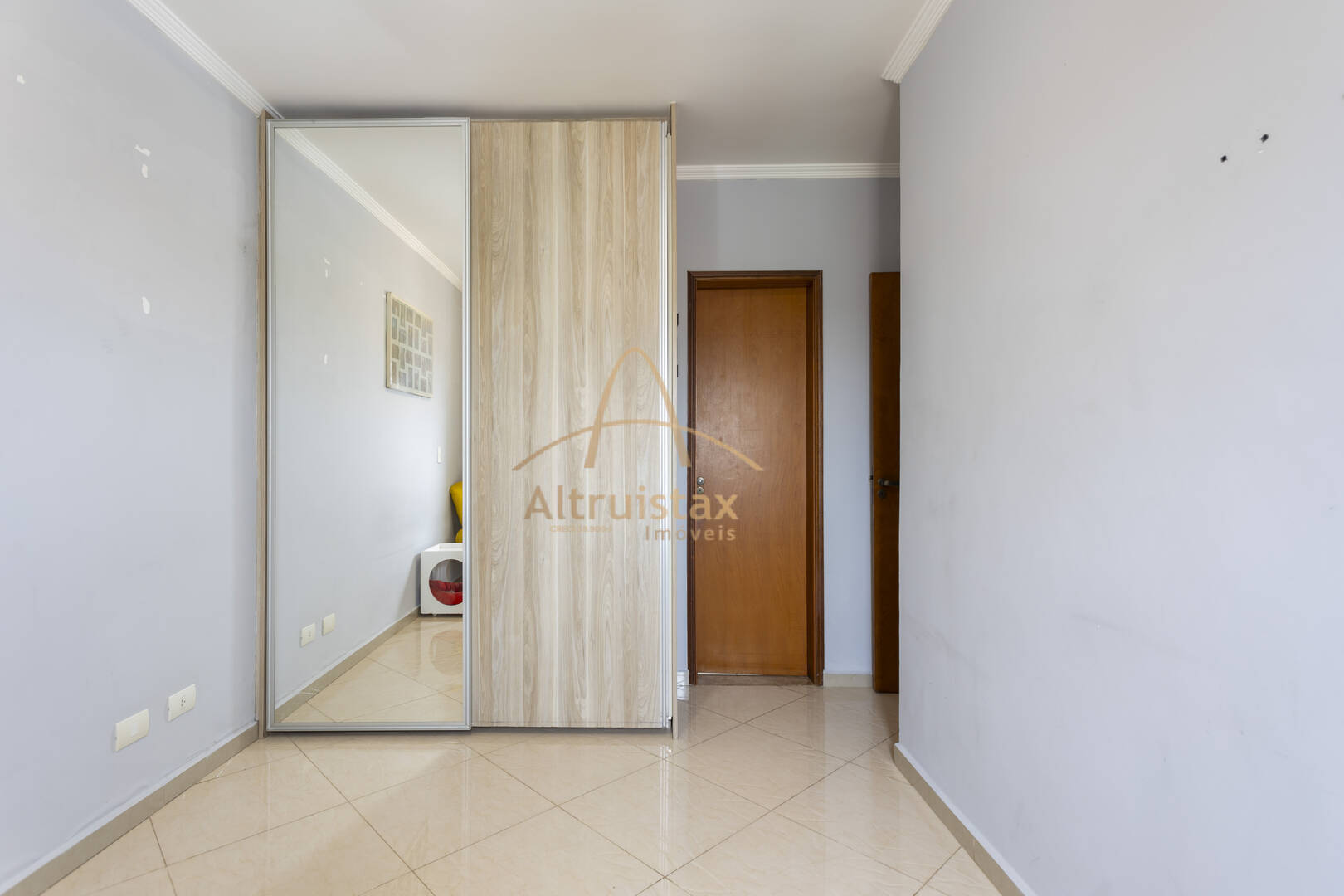 Apartamento à venda com 2 quartos, 67m² - Foto 27