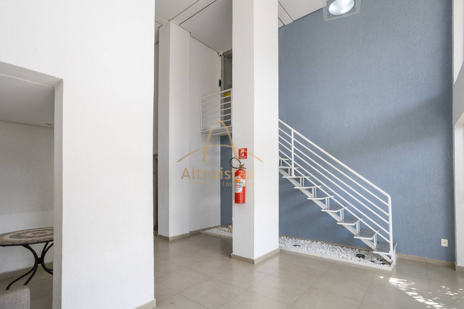 Apartamento à venda com 2 quartos, 63m² - Foto 28