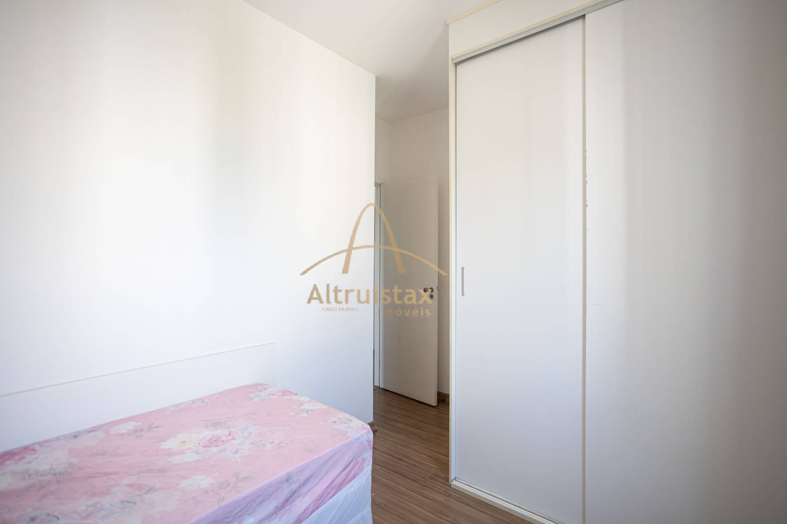 Apartamento à venda com 3 quartos, 65m² - Foto 12