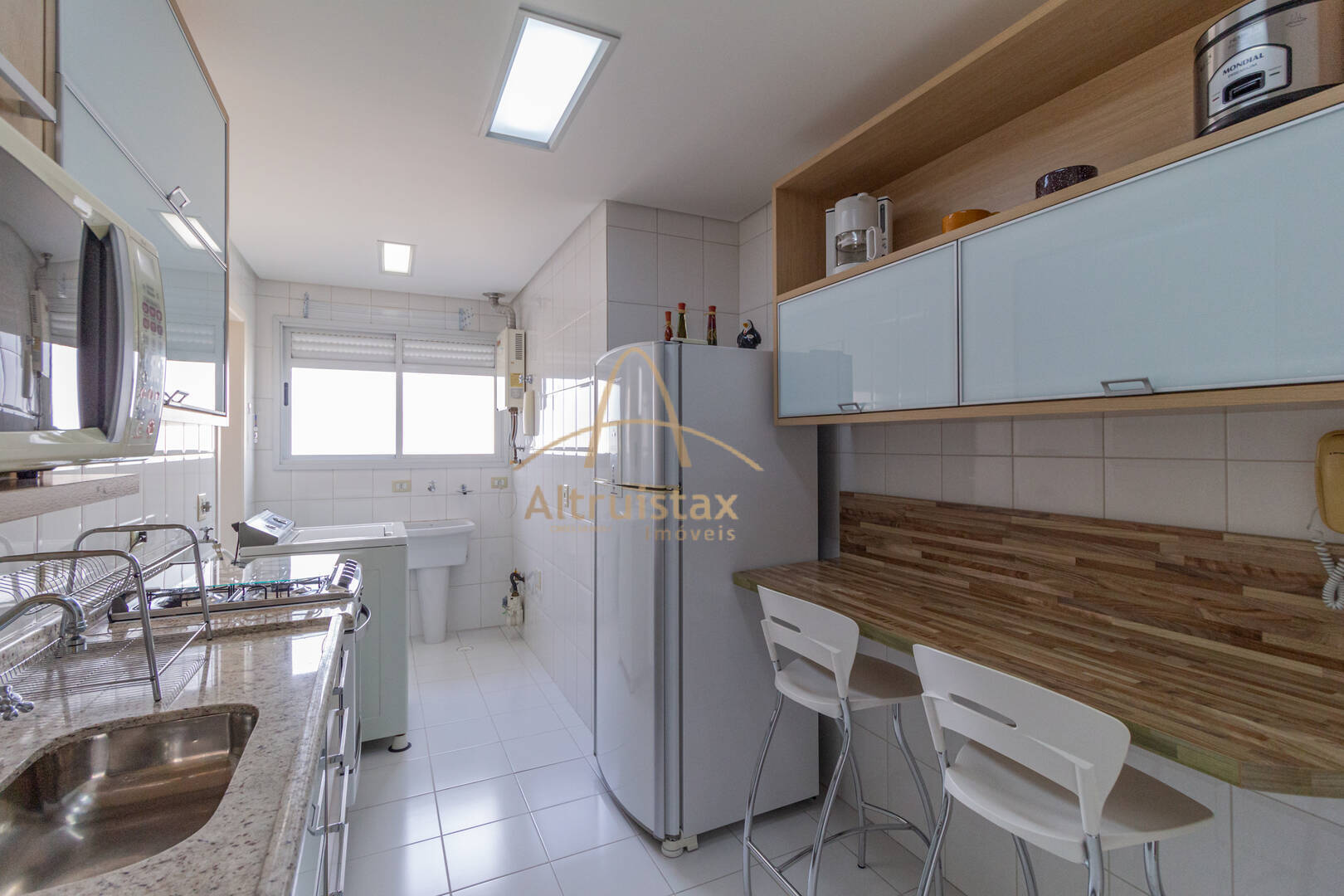 Apartamento à venda com 3 quartos, 92m² - Foto 9