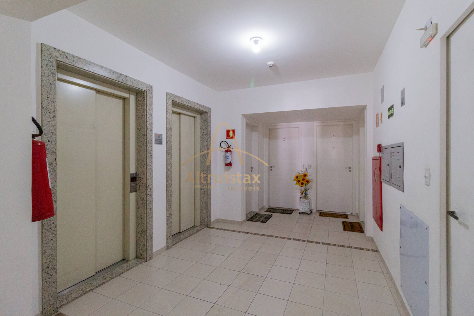 Apartamento à venda com 3 quartos, 92m² - Foto 24