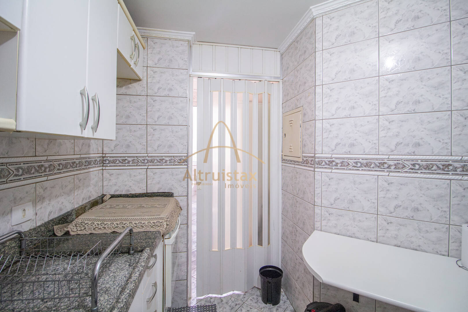 Apartamento à venda com 2 quartos, 55m² - Foto 13