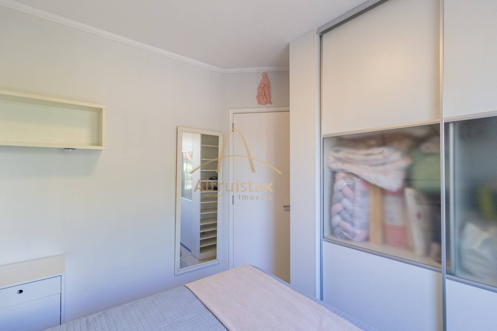 Casa à venda com 3 quartos, 110m² - Foto 17