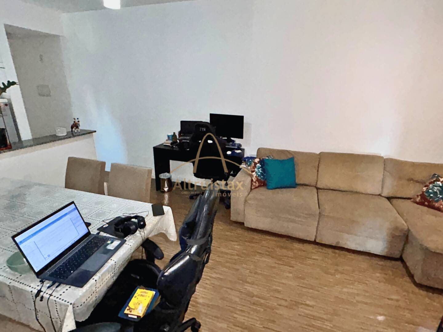 Apartamento à venda com 3 quartos, 75m² - Foto 7