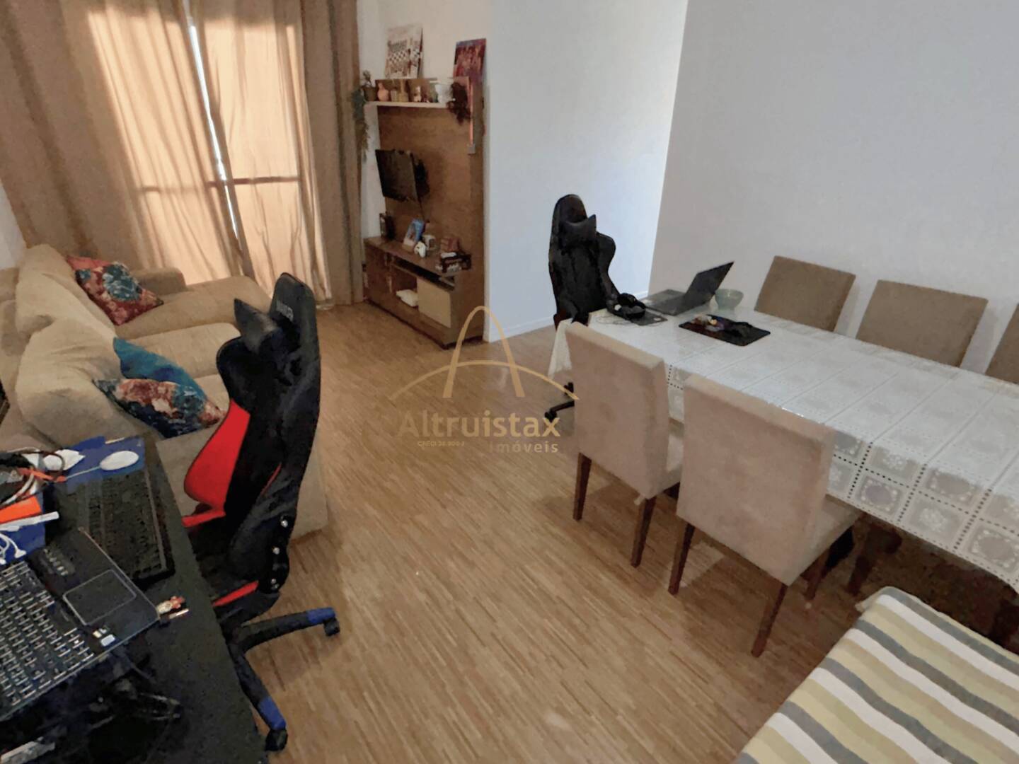 Apartamento à venda com 3 quartos, 75m² - Foto 8