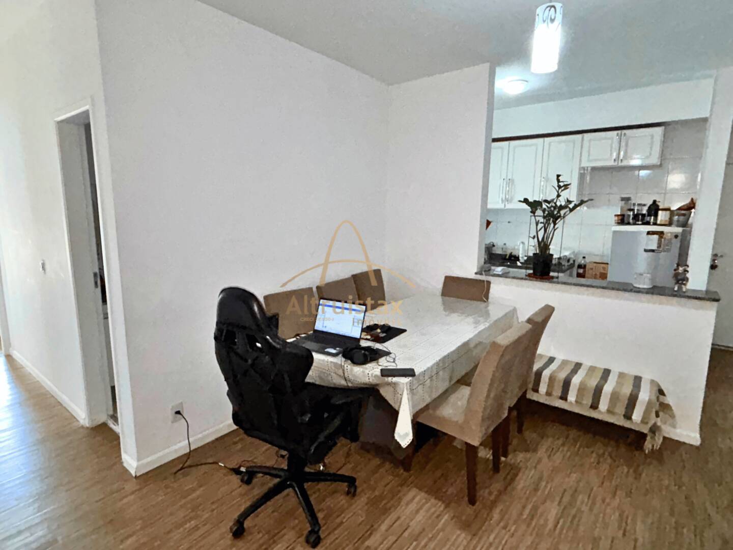 Apartamento à venda com 3 quartos, 75m² - Foto 5