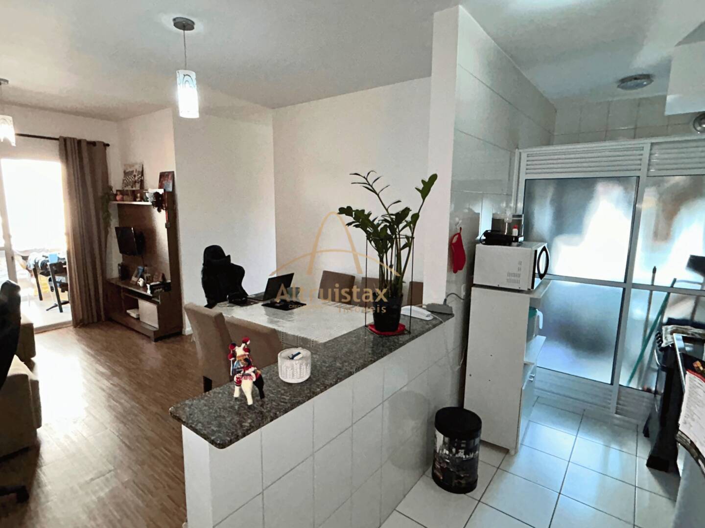 Apartamento à venda com 3 quartos, 75m² - Foto 10