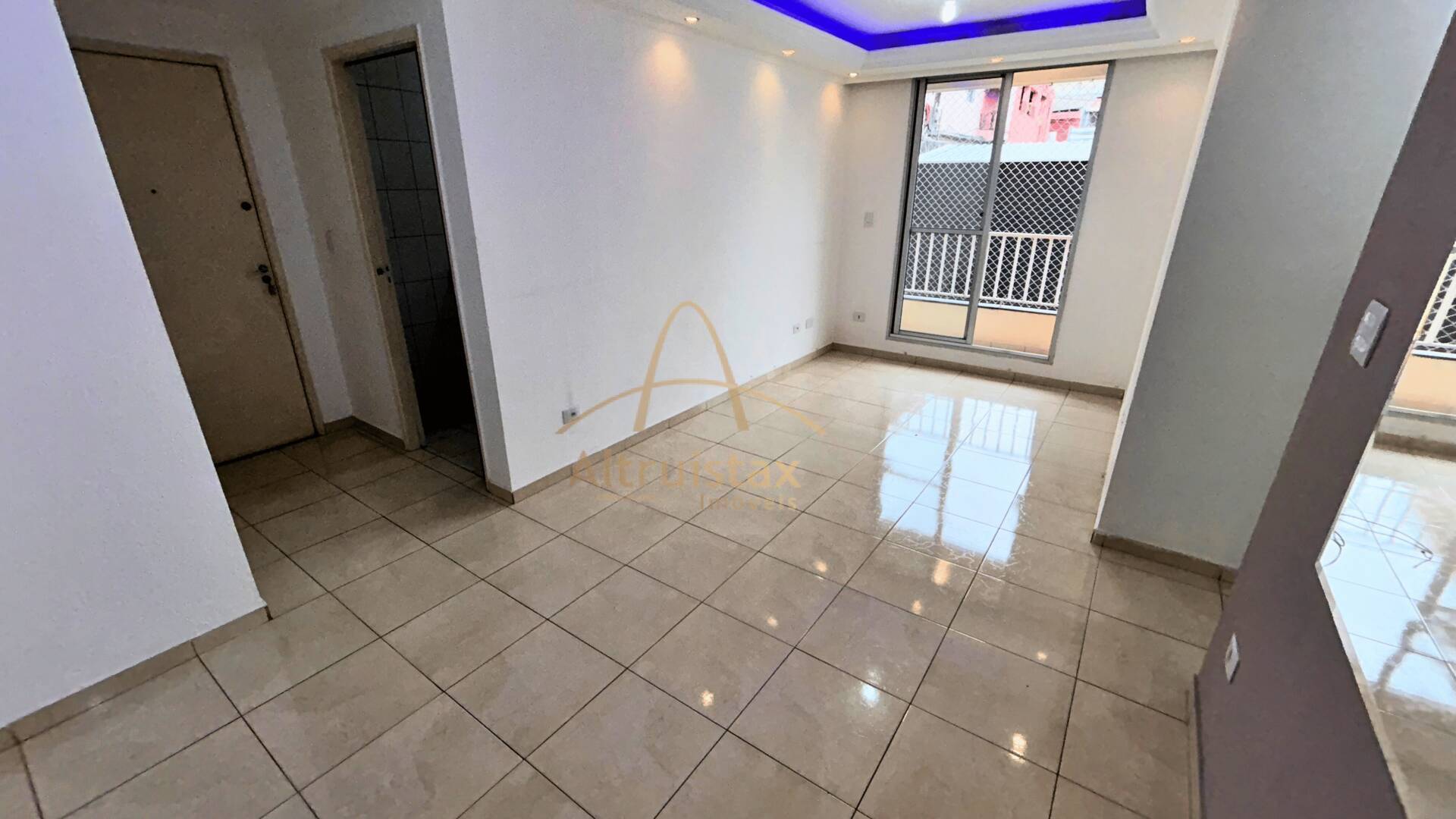 Apartamento à venda com 2 quartos, 55m² - Foto 3