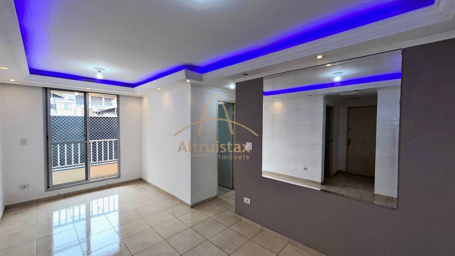 Apartamento à venda com 2 quartos, 55m² - Foto 1