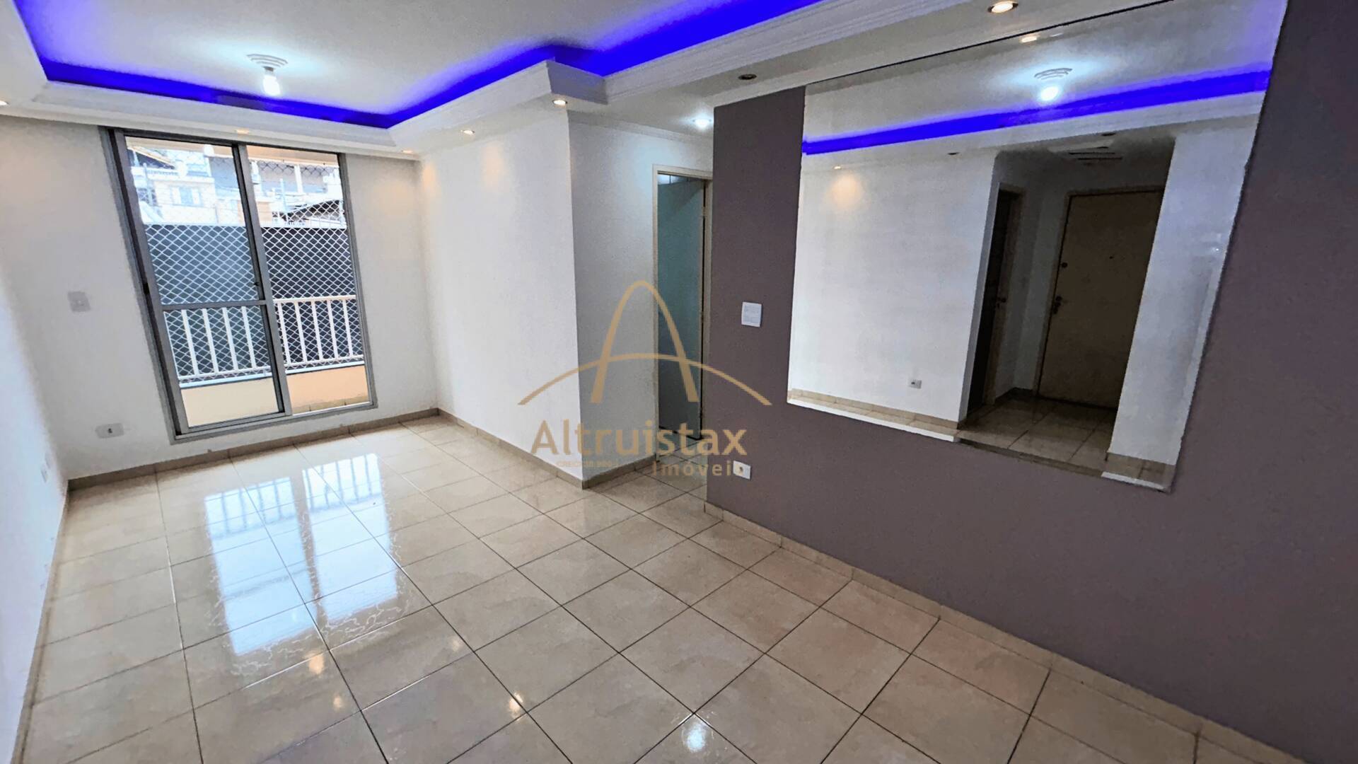 Apartamento à venda com 2 quartos, 55m² - Foto 2