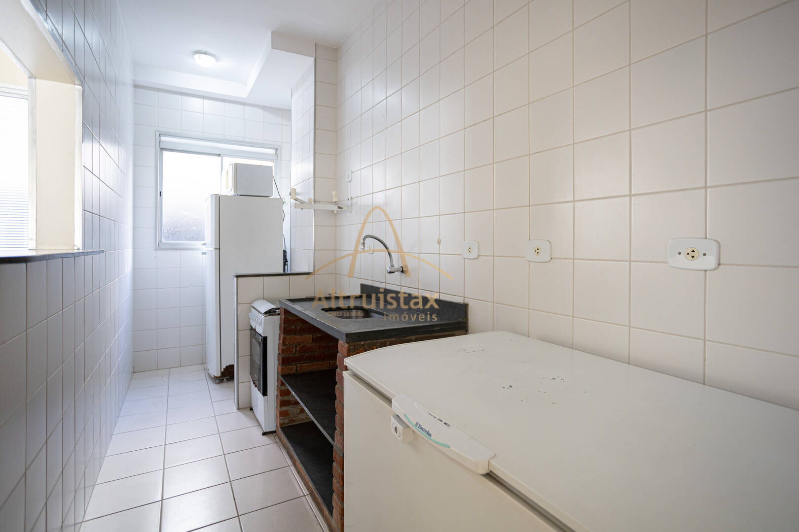 Apartamento à venda com 2 quartos, 55m² - Foto 31