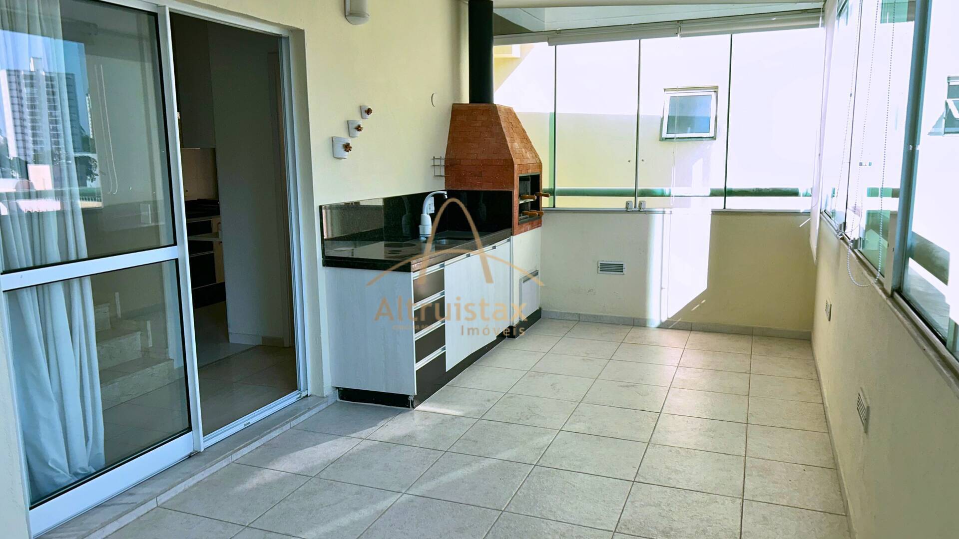 Apartamento à venda com 2 quartos, 90m² - Foto 28