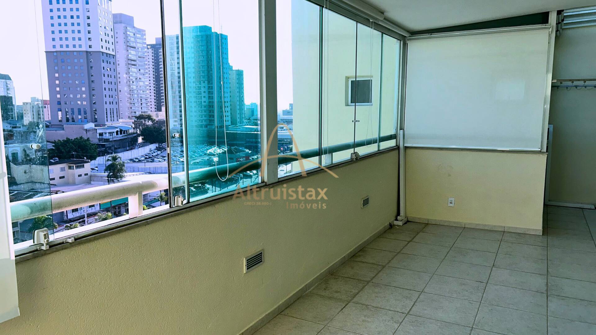 Apartamento à venda com 2 quartos, 90m² - Foto 35