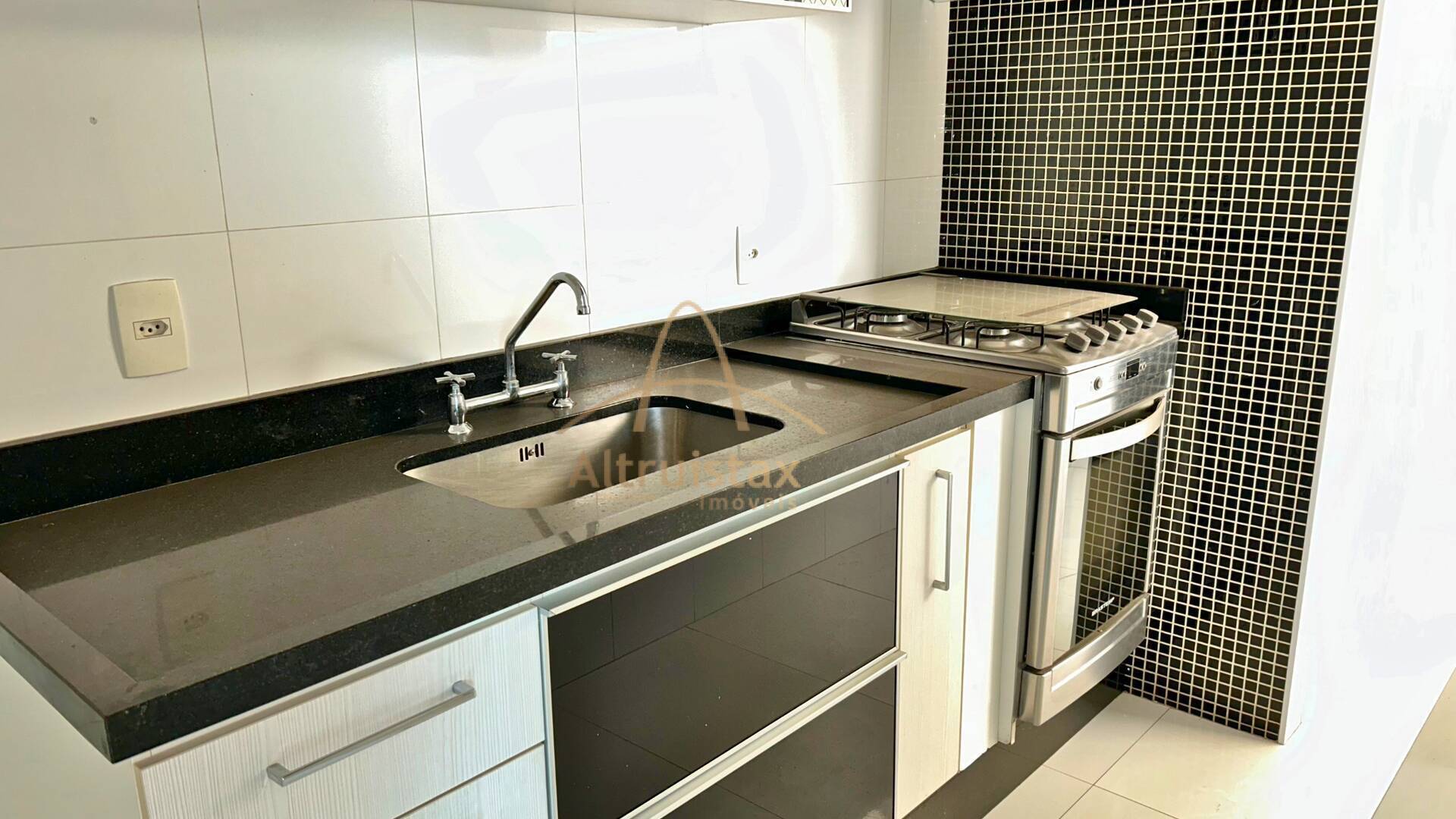 Apartamento à venda com 2 quartos, 90m² - Foto 45