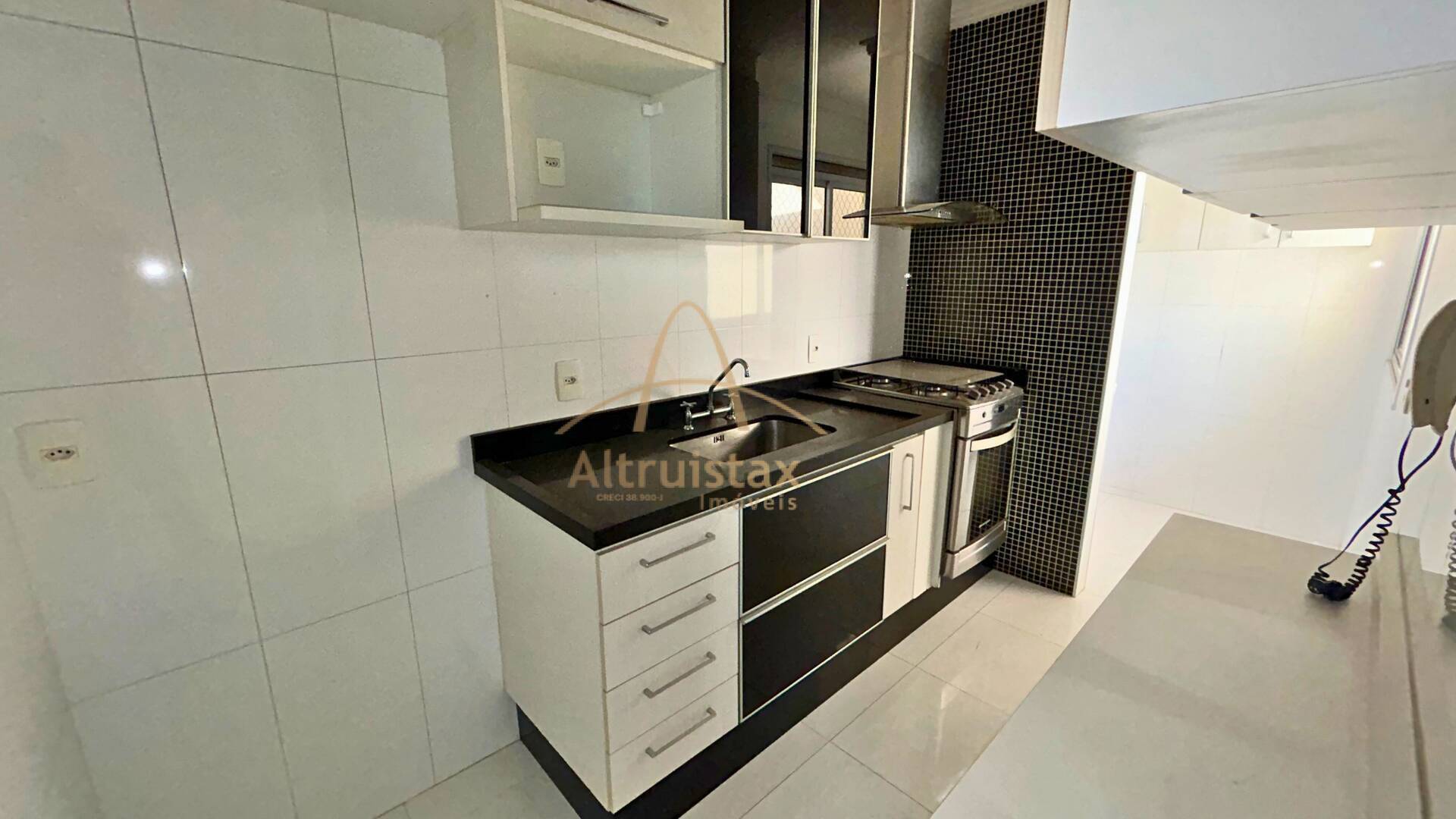 Apartamento à venda com 2 quartos, 90m² - Foto 46