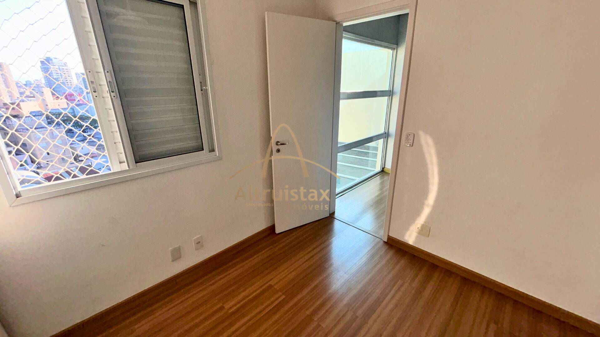 Apartamento à venda com 2 quartos, 90m² - Foto 56