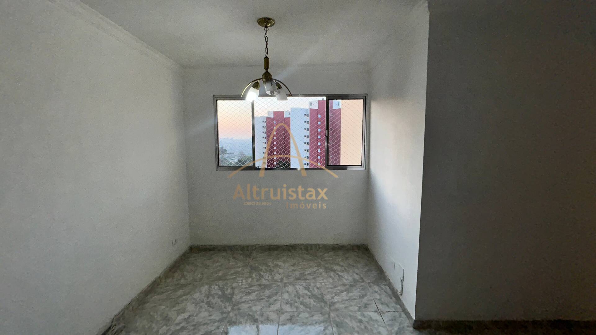 Apartamento à venda com 2 quartos, 55m² - Foto 5