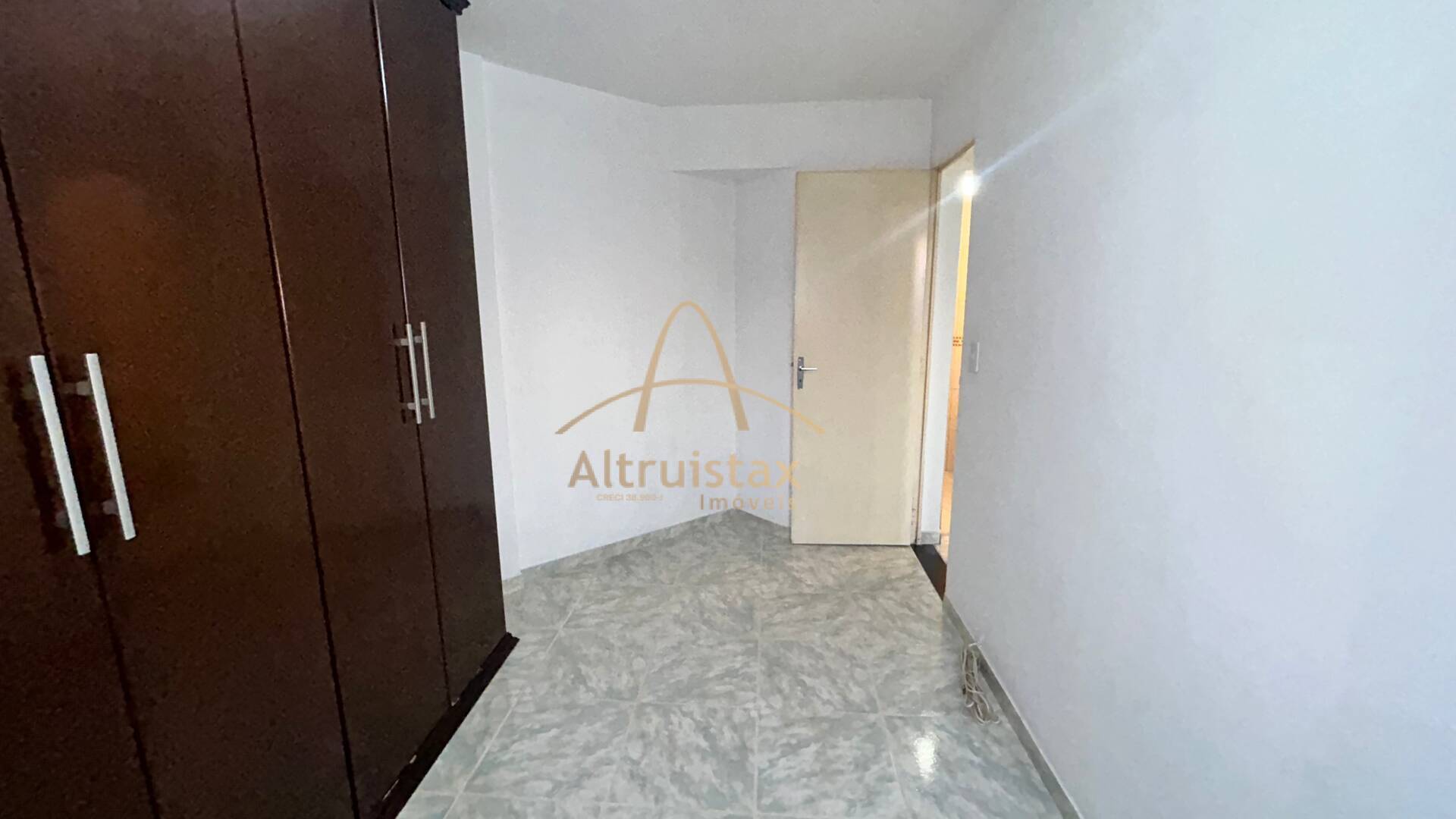 Apartamento à venda com 2 quartos, 55m² - Foto 19