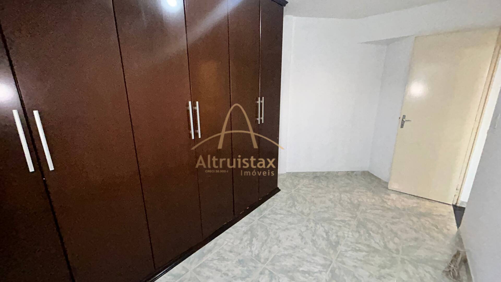 Apartamento à venda com 2 quartos, 55m² - Foto 18