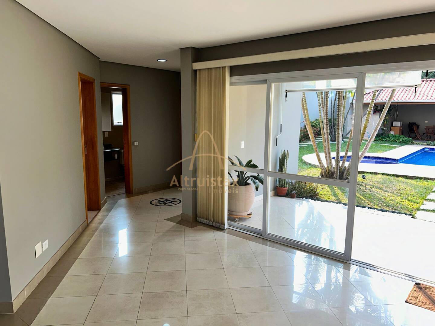 Casa à venda com 4 quartos, 440m² - Foto 12