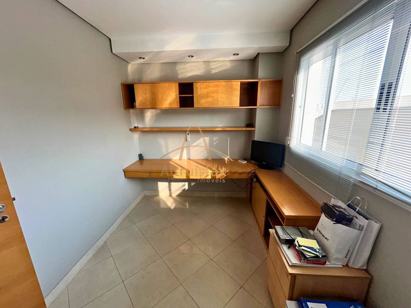 Casa à venda com 4 quartos, 440m² - Foto 18