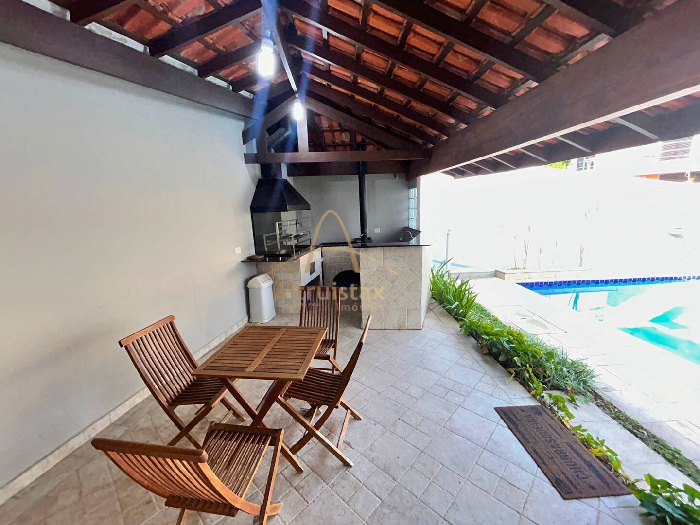 Casa à venda com 4 quartos, 440m² - Foto 27