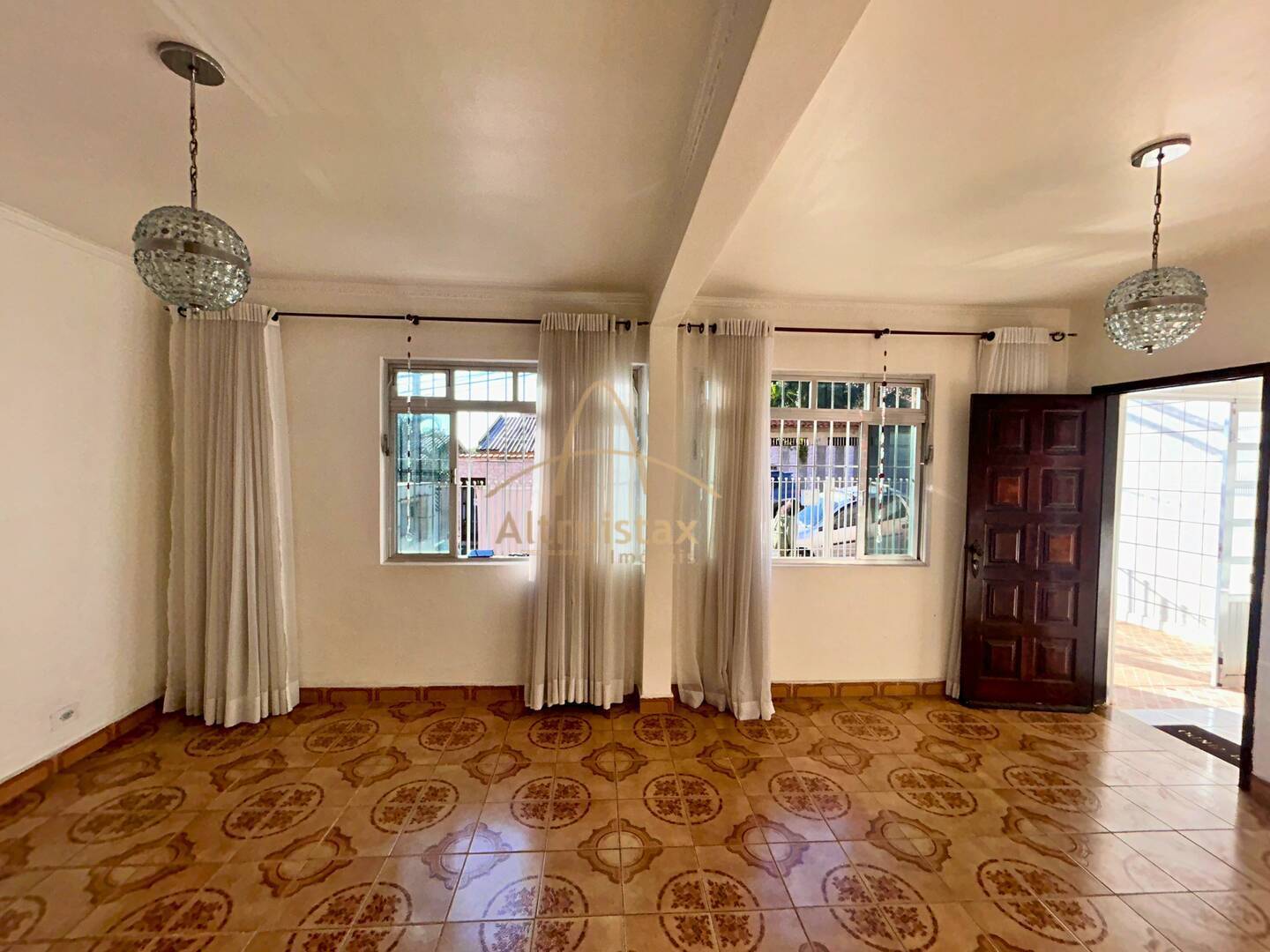 Casa à venda com 3 quartos, 154m² - Foto 4