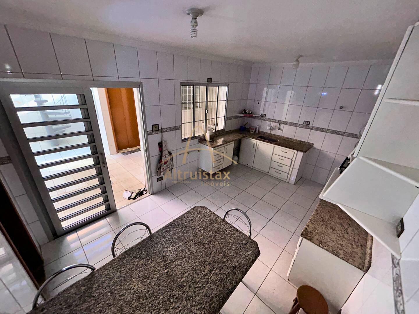 Casa à venda com 3 quartos, 154m² - Foto 12