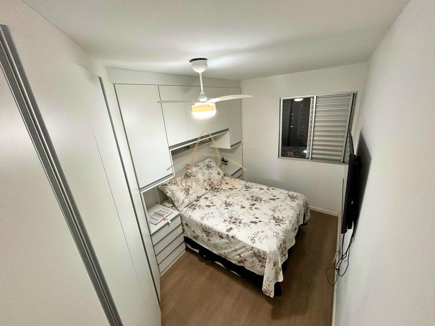 Apartamento à venda com 2 quartos, 55m² - Foto 9