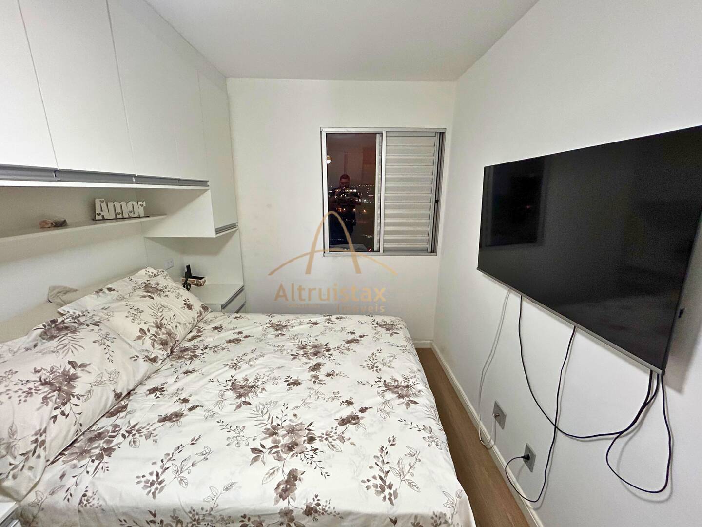 Apartamento à venda com 2 quartos, 55m² - Foto 11