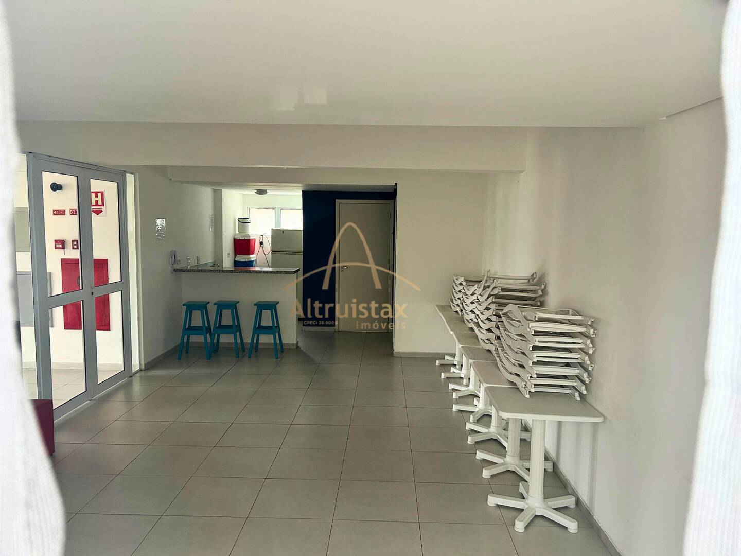 Apartamento à venda com 2 quartos, 50m² - Foto 26