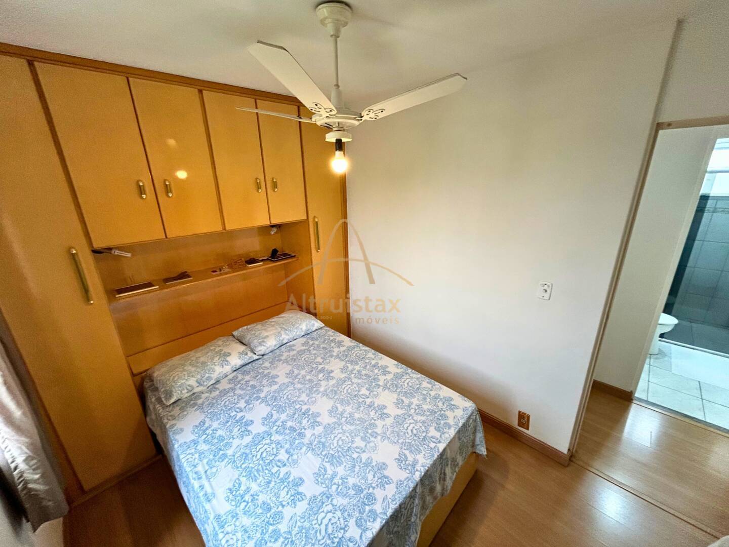 Apartamento à venda com 2 quartos, 52m² - Foto 7