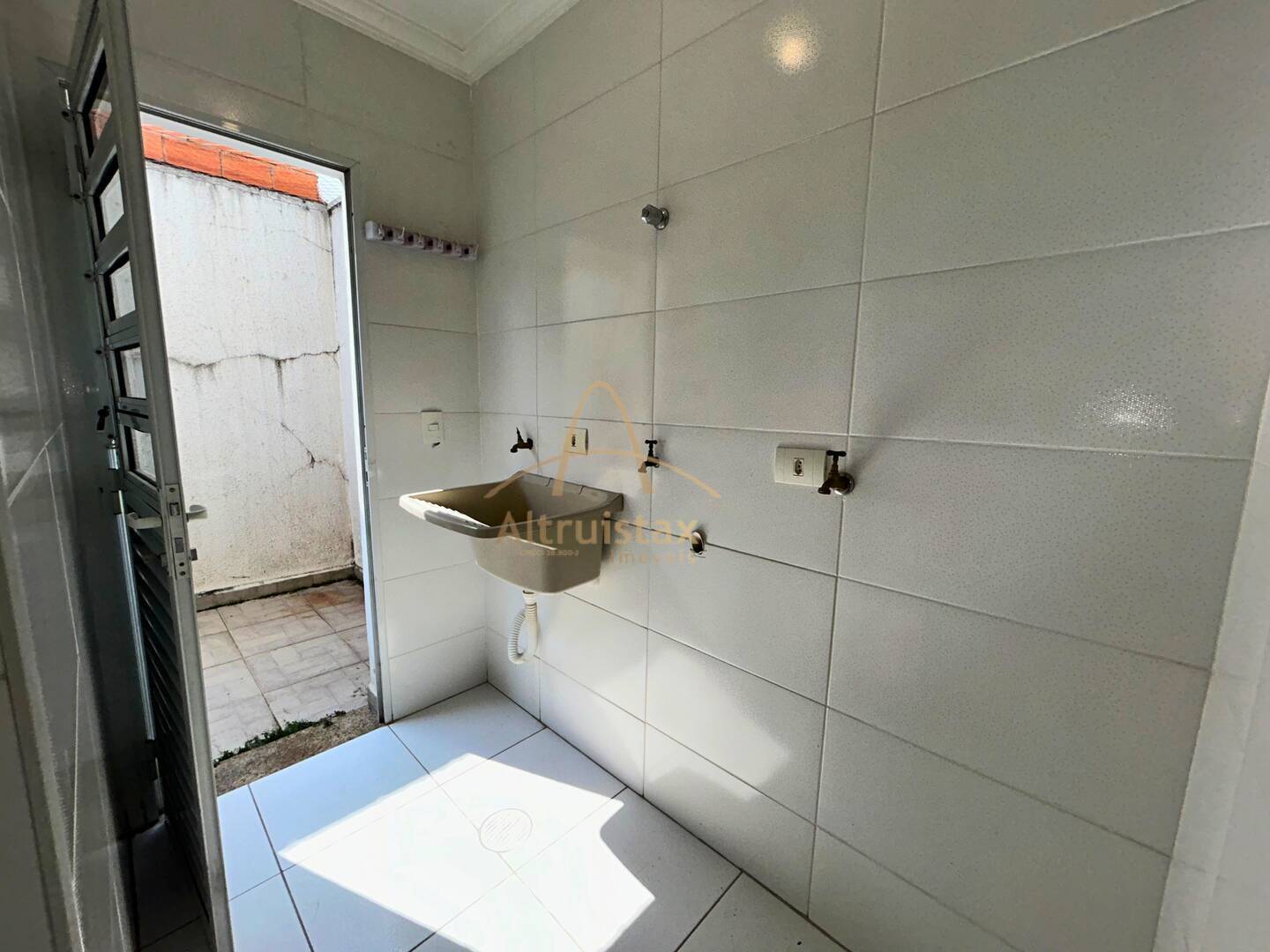 Casa à venda com 2 quartos, 91m² - Foto 19