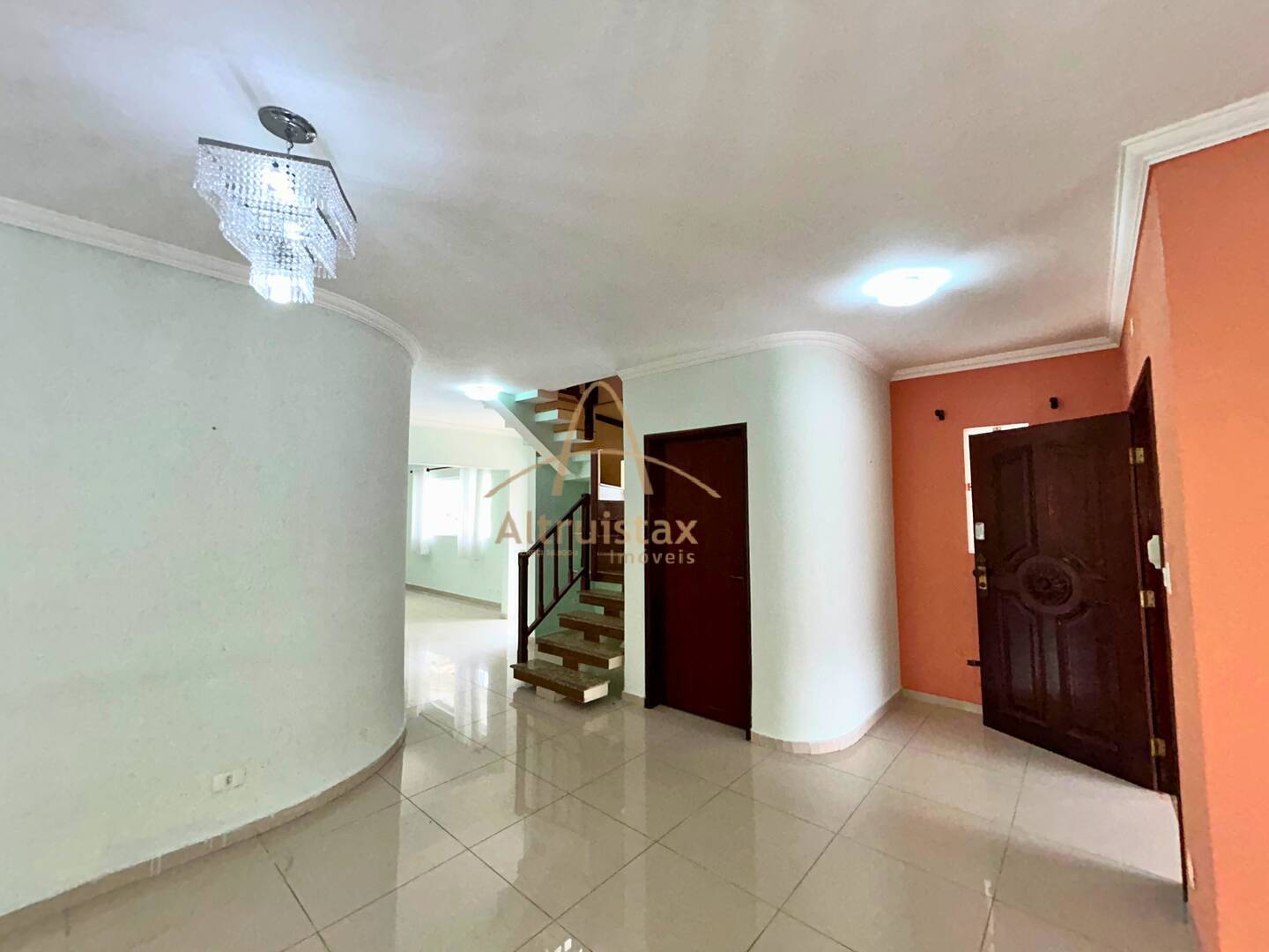 Casa à venda com 3 quartos, 358m² - Foto 8