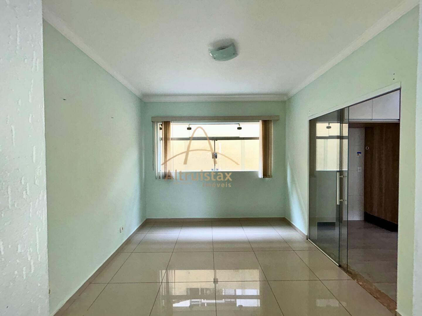 Casa à venda com 3 quartos, 358m² - Foto 14