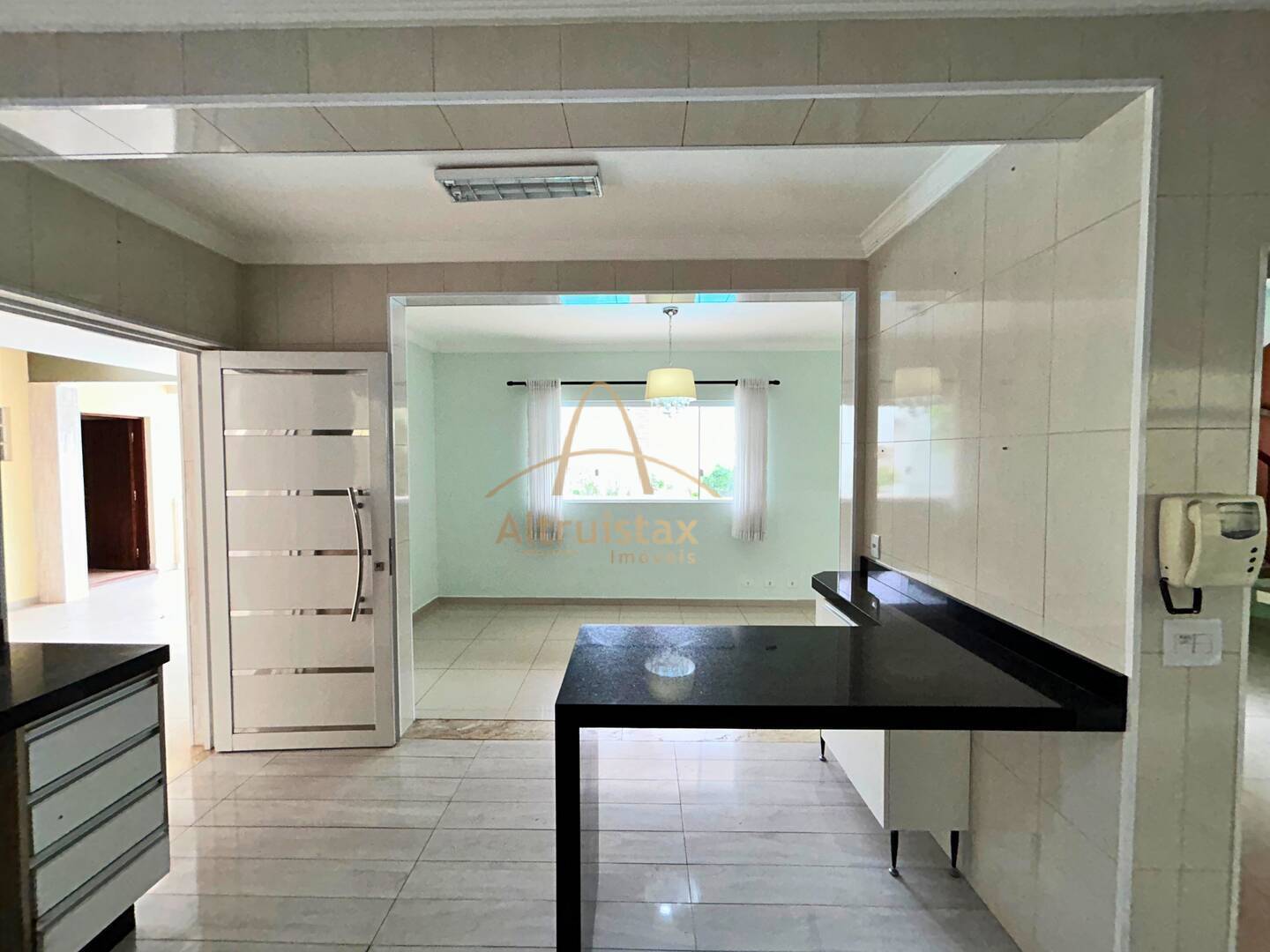 Casa à venda com 3 quartos, 358m² - Foto 34