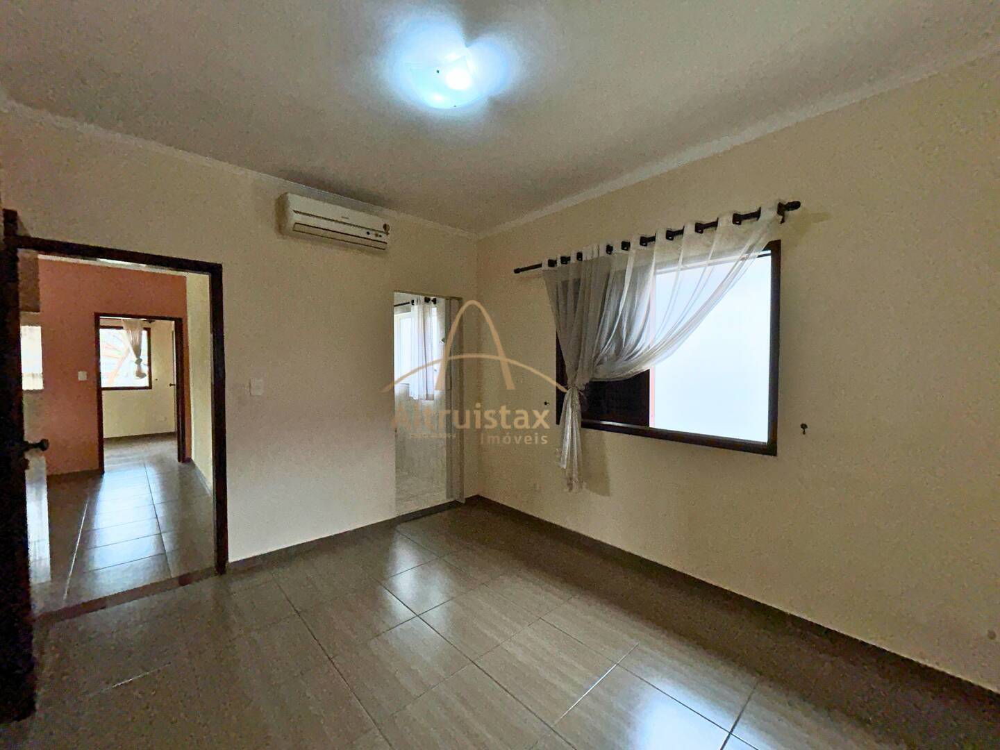 Casa à venda com 3 quartos, 358m² - Foto 55