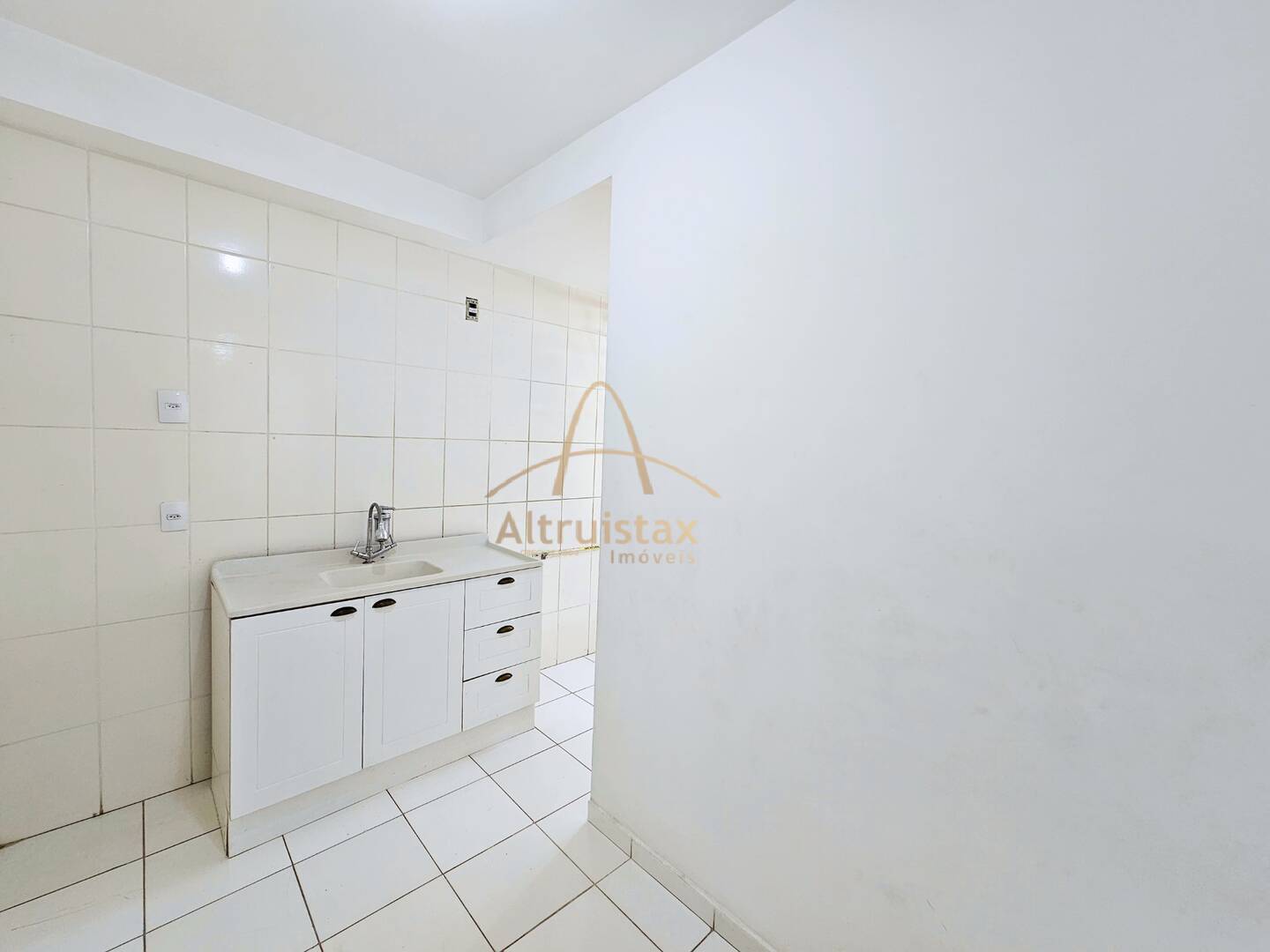 Apartamento à venda com 2 quartos, 45m² - Foto 9