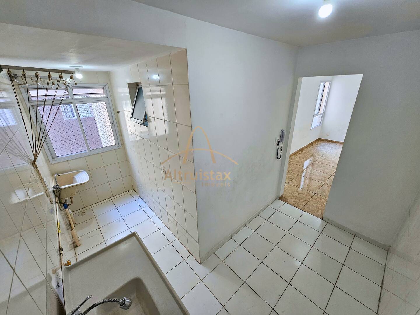 Apartamento à venda com 2 quartos, 45m² - Foto 12