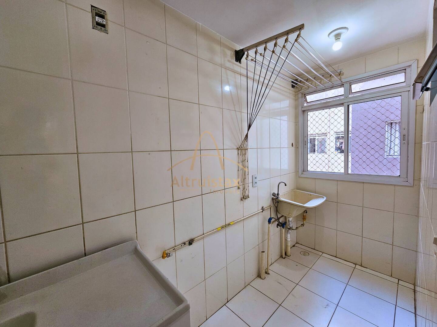 Apartamento à venda com 2 quartos, 45m² - Foto 16