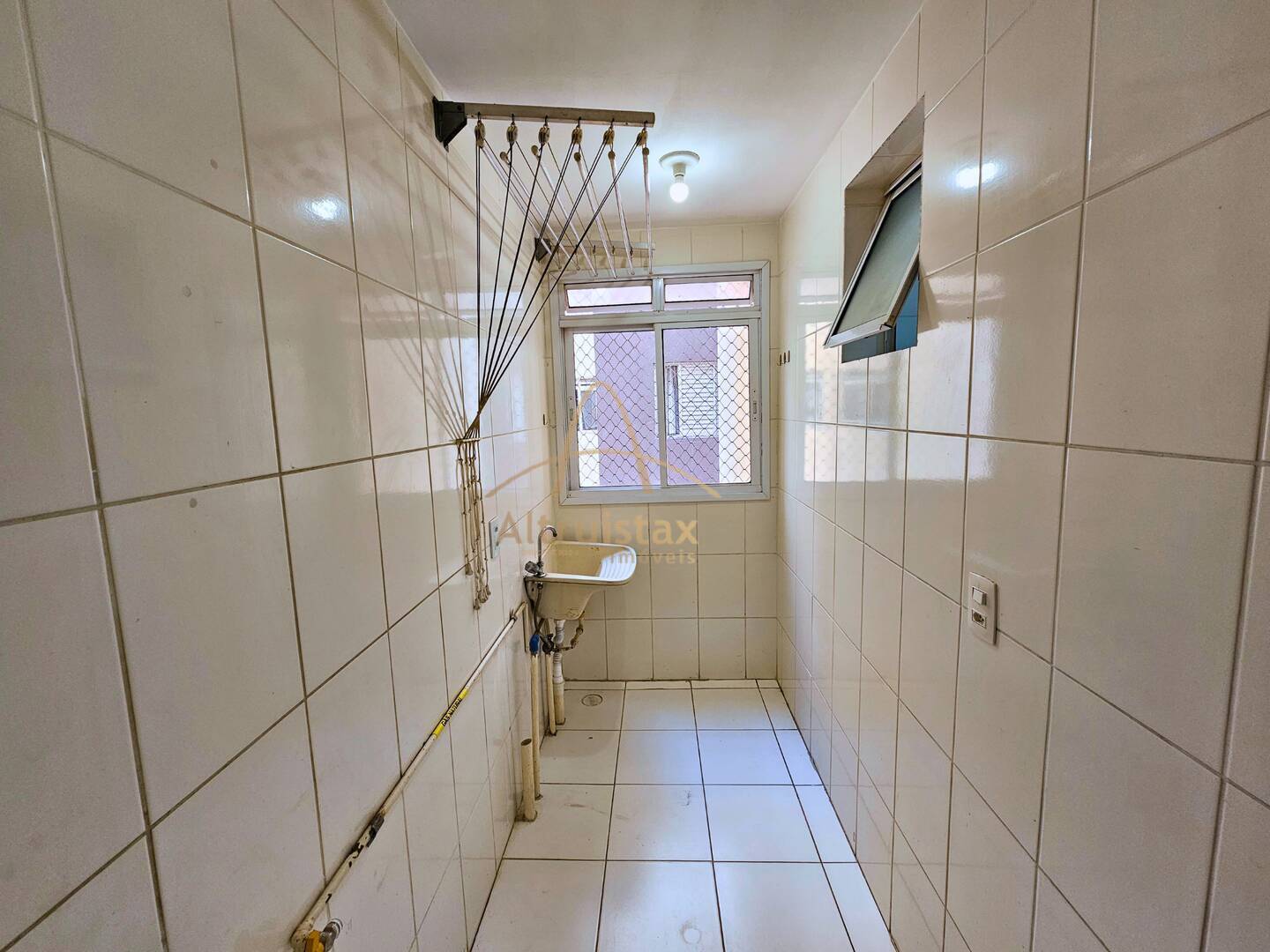 Apartamento à venda com 2 quartos, 45m² - Foto 18