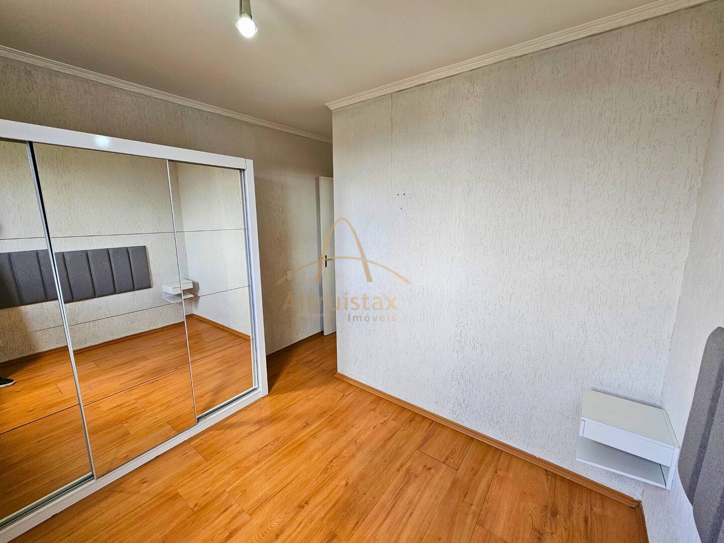 Apartamento à venda com 2 quartos, 58m² - Foto 31