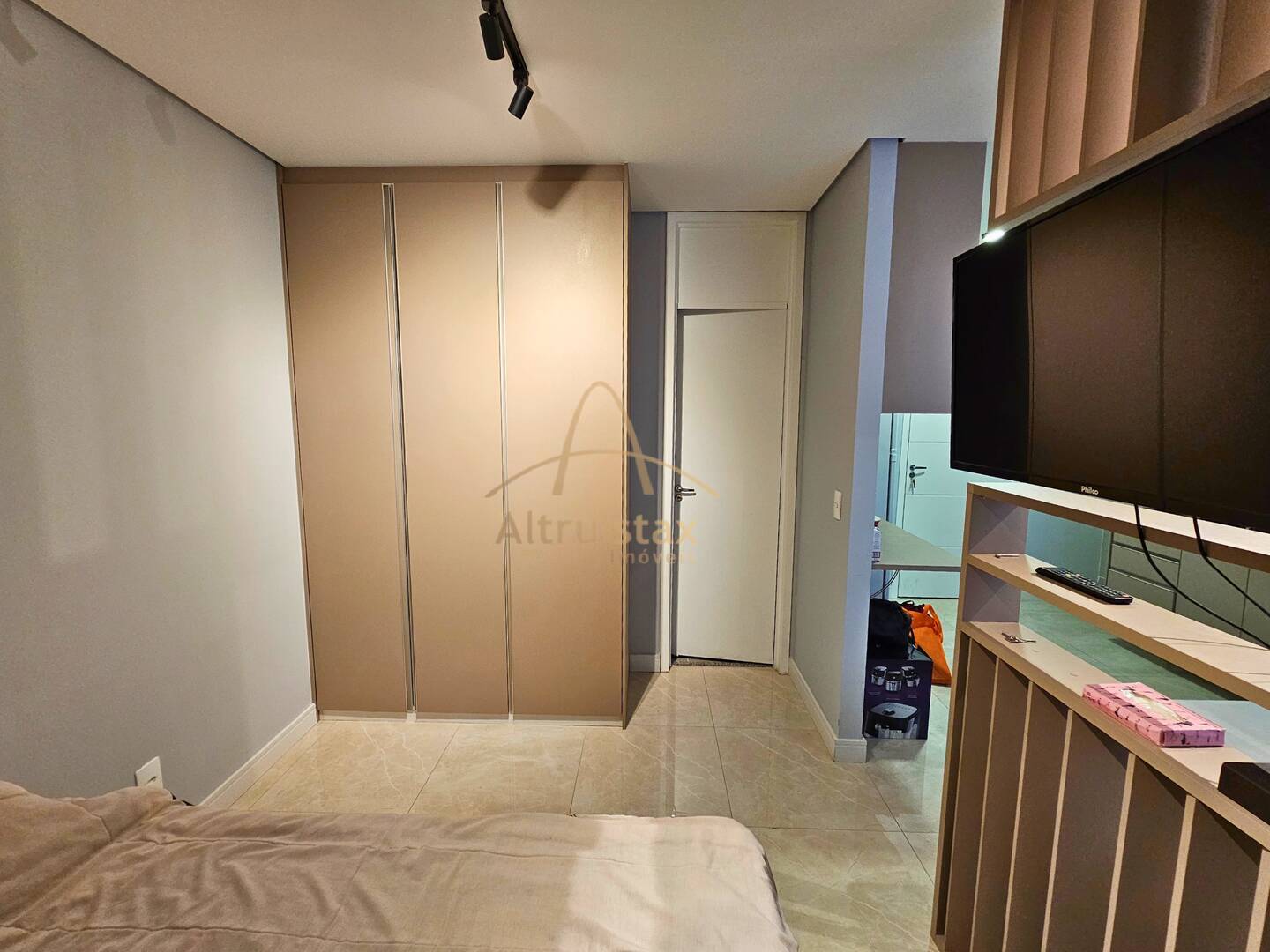 Apartamento à venda com 1 quarto, 32m² - Foto 13